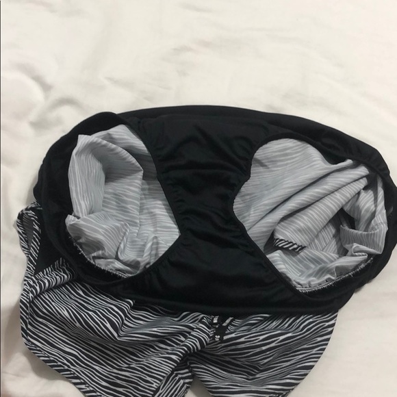 Rare Nike Zebra Print Running Shorts - Picture 5 of 6